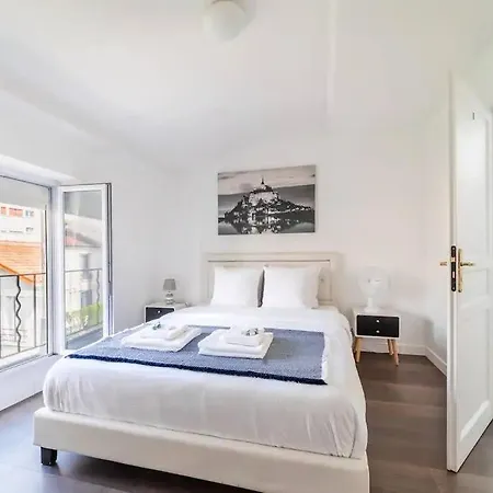 Hotel Charme Parisien Montrouge