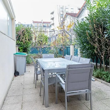 Charme Parisien 4*